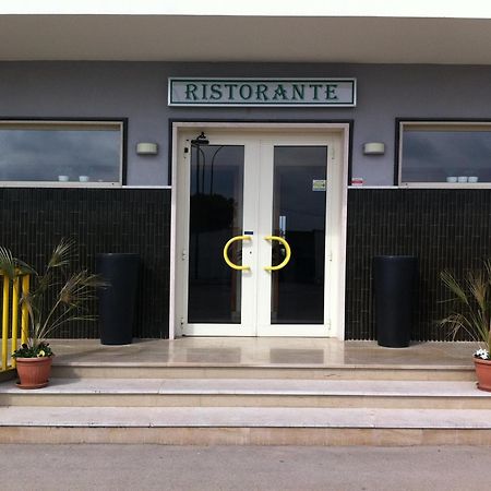 Hotel Atleti Foggia Bagian luar foto