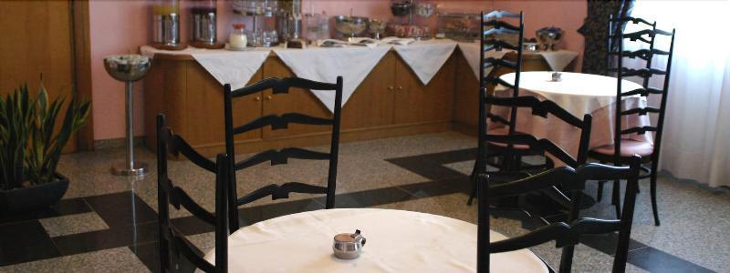 Hotel Atleti Foggia Bagian luar foto