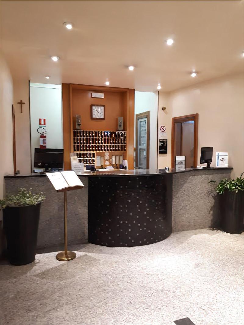 Hotel Atleti Foggia Bagian luar foto