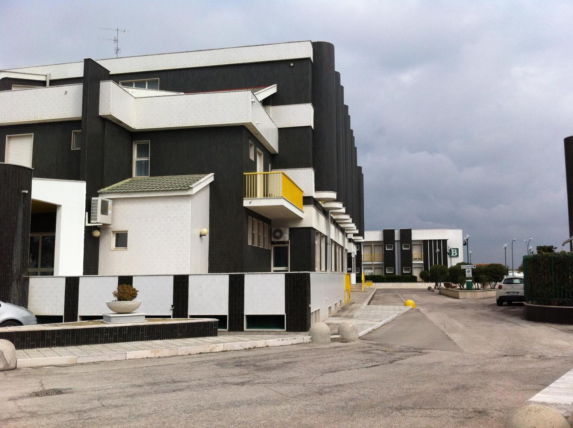 Hotel Atleti Foggia Bagian luar foto